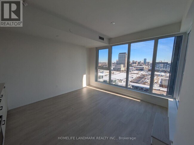 1 Quarrington Lane in North York, ON - Building Photo - Building Photo