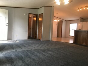 13431 Peach St in Carleton, MI - Building Photo - Building Photo