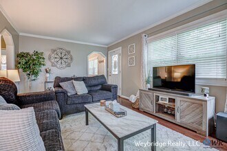 5610 Samver Rd in Cincinnati, OH - Building Photo - Building Photo