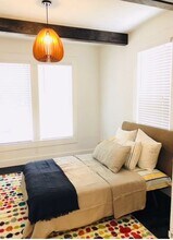 2113 Decatur St in Houston, TX - Building Photo - Building Photo