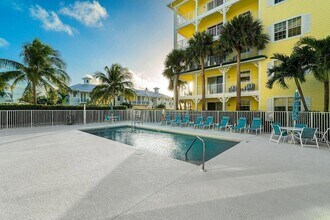 810 Juno Ocean Walk, Unit 404B in Juno Beach, FL - Building Photo - Building Photo