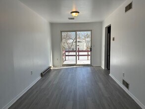 2109 Highland Ct in Harrisburg, PA - Building Photo - Building Photo