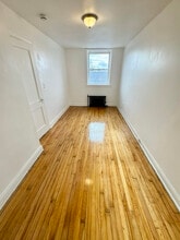 366 4th Ave in Troy, NY - Building Photo - Building Photo