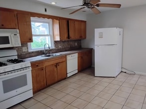 35 Major Andre Dr in Stony Point, NY - Building Photo - Building Photo