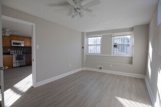 5138 Gainor Rd in Philadelphia, PA - Building Photo - Building Photo