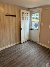 72 Van Riper Road in Coxsackie, NY - Building Photo - Building Photo