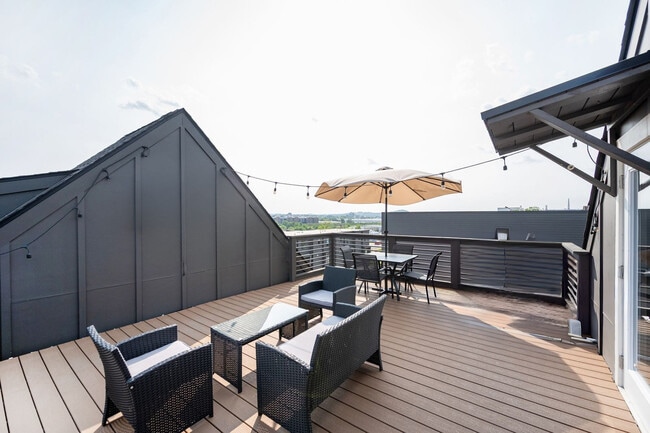 1301 Baptist World Center Dr in Nashville, TN - Foto de edificio - Building Photo