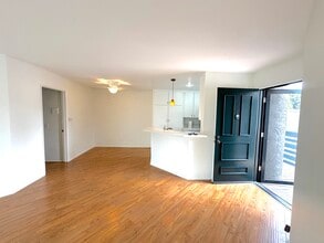 9745 Mesa Springs Way, Unit 138 in San Diego, CA - Building Photo - Building Photo