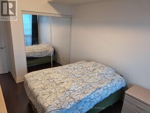 2900 Highway No 7 One Bedroom  2107 Hwy in Vaughan, ON - Building Photo - Building Photo