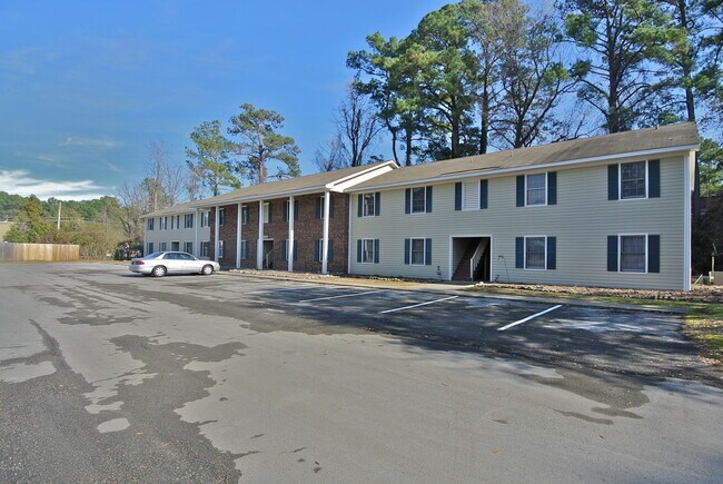 1106 Karen Dr-Unit -G in New Bern, NC - Building Photo - Building Photo