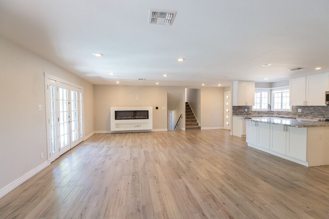 5120 S Dorsey Ln in Tempe, AZ - Building Photo