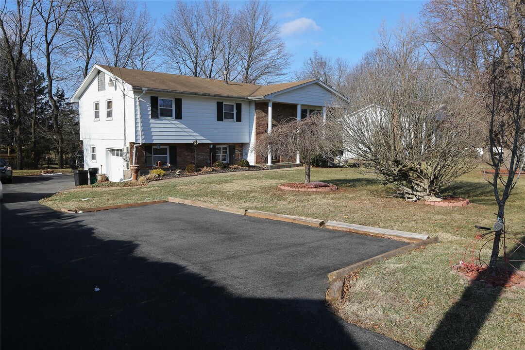 40 Bluefields Ln in Blauvelt, NY - Building Photo