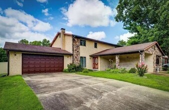 307 Britanna Dr in Swansea, IL - Building Photo - Building Photo
