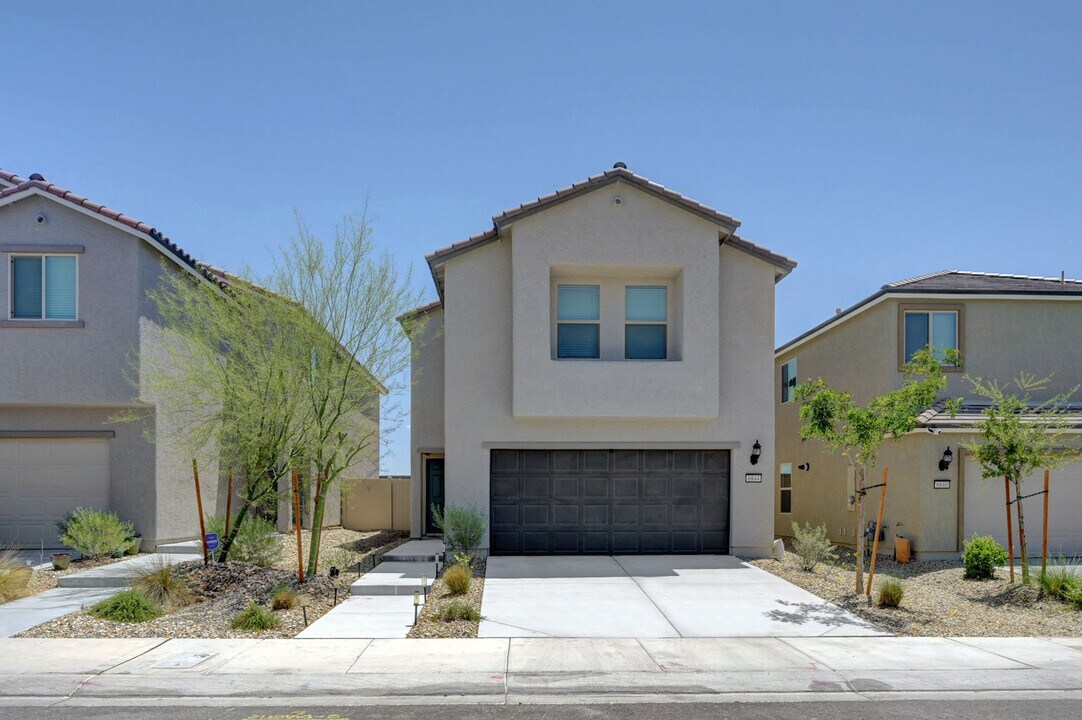 6844 Toros St in North Las Vegas, NV - Building Photo