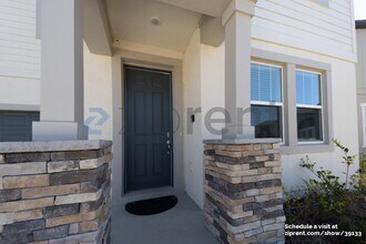 2202 Derwent Dr in Davenport, FL - Building Photo - Building Photo