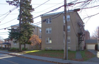 71 Fenno St in Quincy, MA - Building Photo - Building Photo