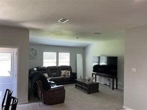 213 Asheville St in Azle, TX - Building Photo - Building Photo