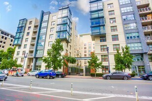 1150 J St, Unit 418 in San Diego, CA - Building Photo