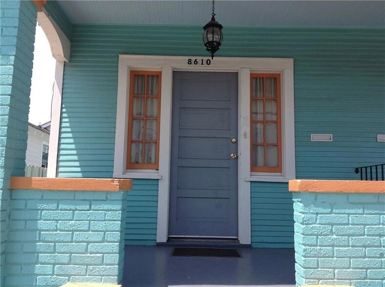 8610 Spruce St in New Orleans, LA - Building Photo