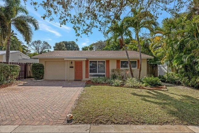 property at 830 SW 18th St