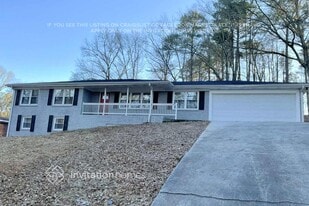 4076 Boulder Park Dr SW in Atlanta, GA - Building Photo