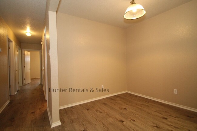property at 2808 Alma Dr