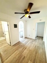 676 SW 2nd St in Miami, FL - Building Photo - Building Photo