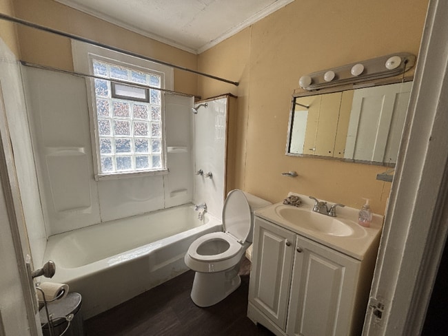 476 E 148th St in Cleveland, OH - Building Photo - Building Photo