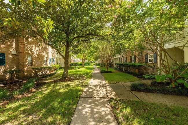 property at 869 Wax Myrtle Ln