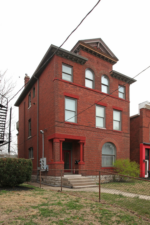 1449 S 1st St in Louisville, KY - Foto de edificio