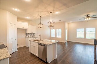 8202 Grant Ln in Greenville, TX - Building Photo - Building Photo