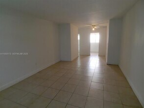 825 Euclid Ave, Unit 2 in Miami Beach, FL - Building Photo - Building Photo