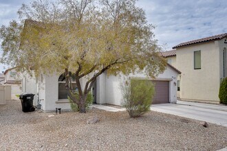 4409 Santa Clarita Ave in Las Vegas, NV - Foto de edificio - Building Photo