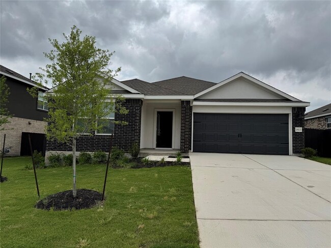 property at 1813 Boggy Crk Rnch Rd