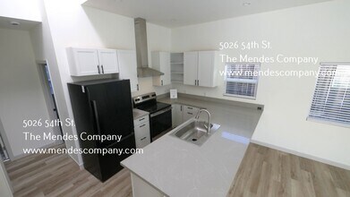 5026 54th St in San Diego, CA - Building Photo - Building Photo