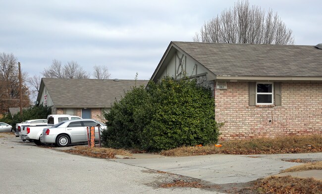 Atlanta Apartments in Owasso, OK - Foto de edificio - Building Photo
