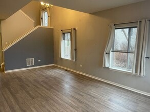 334 Gregory Ln in Plano, IL - Building Photo - Building Photo