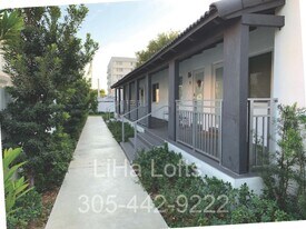 1650 SW 3rd St, Unit 3 in Miami, FL - Building Photo