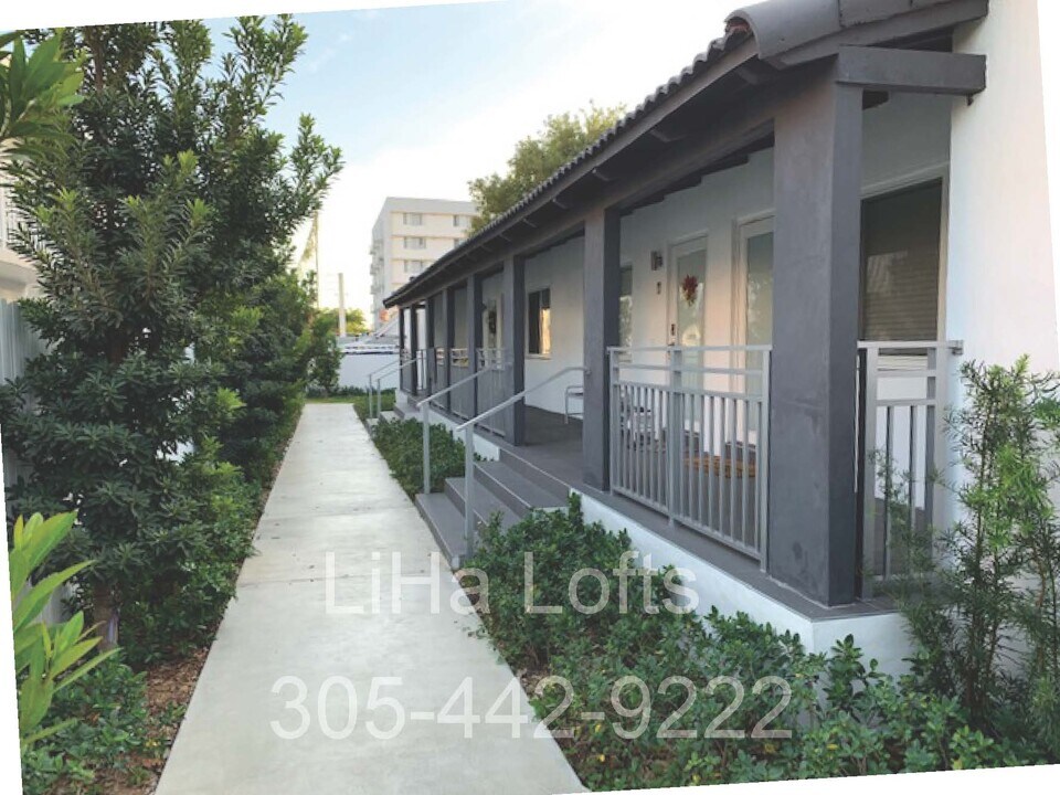 1650 SW 3rd St, Unit 3 in Miami, FL - Building Photo