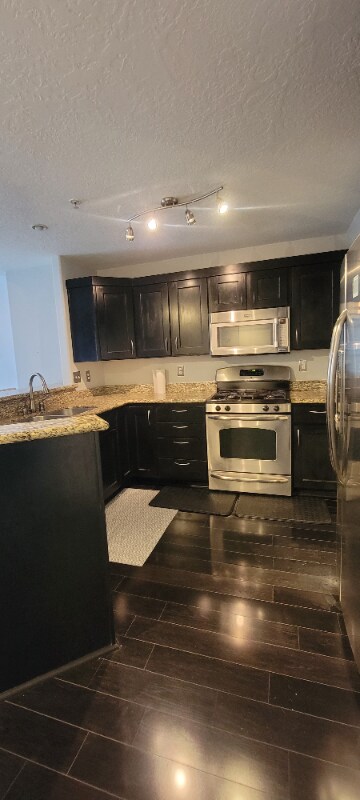 4276 S Main St in Murray, UT - Foto de edificio - Building Photo