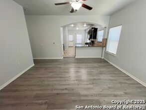 11527 Pelican Pass in San Antonio, TX - Building Photo - Building Photo