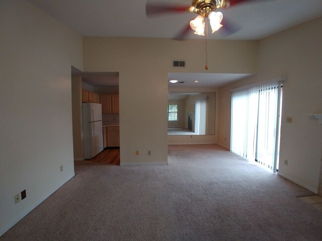 4462 Bellview Ave in Pensacola, FL - Foto de edificio - Building Photo