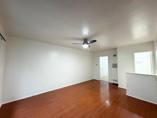 4800 Beverly Blvd, Unit 3