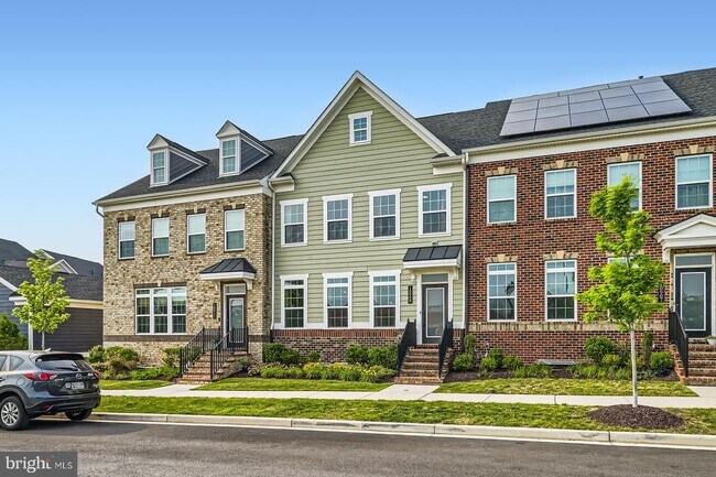 10909 Beckenham St in Middle River, MD - Building Photo - Building Photo