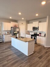 1008 Meridian Dr in Baton Rouge, LA - Building Photo - Building Photo