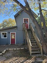 116 N Plant Ave in Boerne, TX - Building Photo