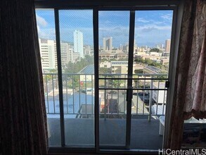 1073 Kinau St in Honolulu, HI - Building Photo - Building Photo