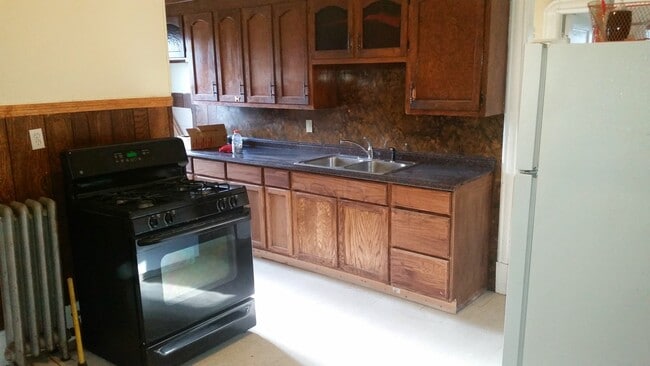 94 E Alvord St, Unit 94 in Springfield, MA - Building Photo - Building Photo