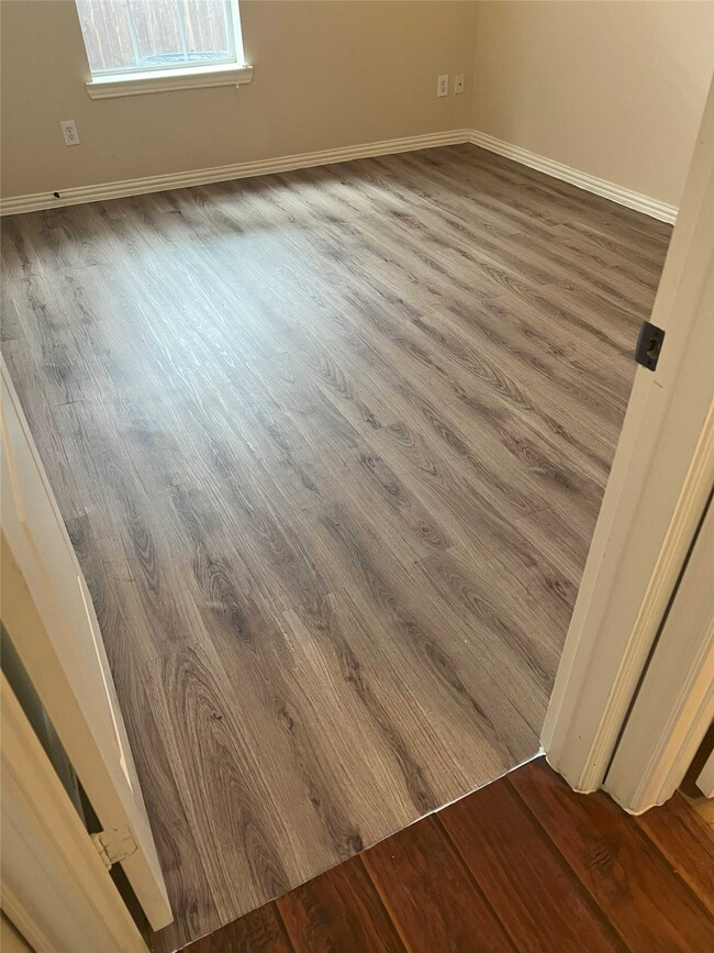 property at 5615 Winsome Ln