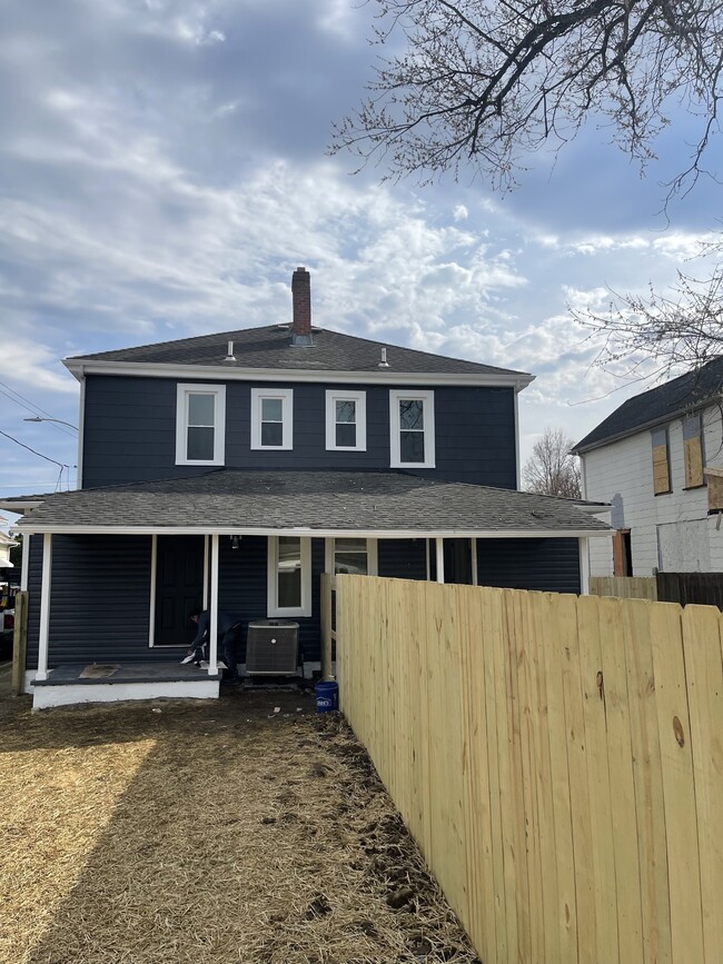 property at 186 E Morrill Ave